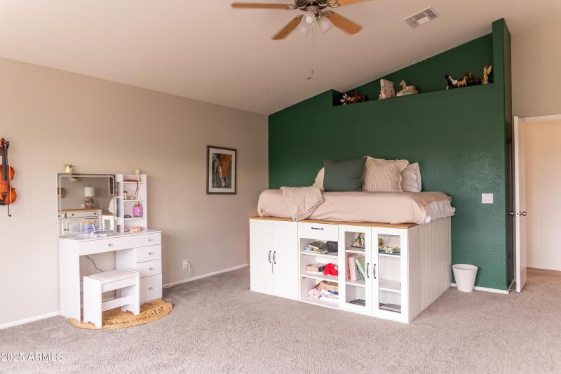 19276 N 90th Place 037