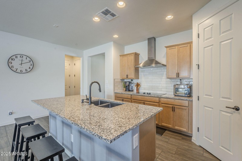 15-web-or-mls-Medlock-15