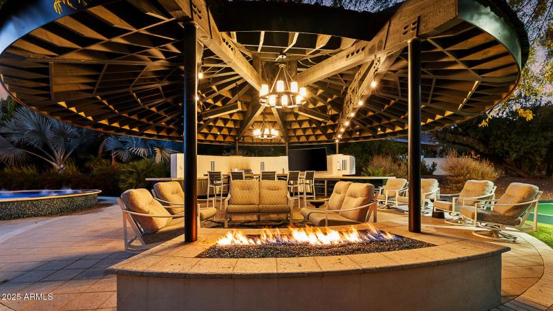 Entertainers-paradise-1-62