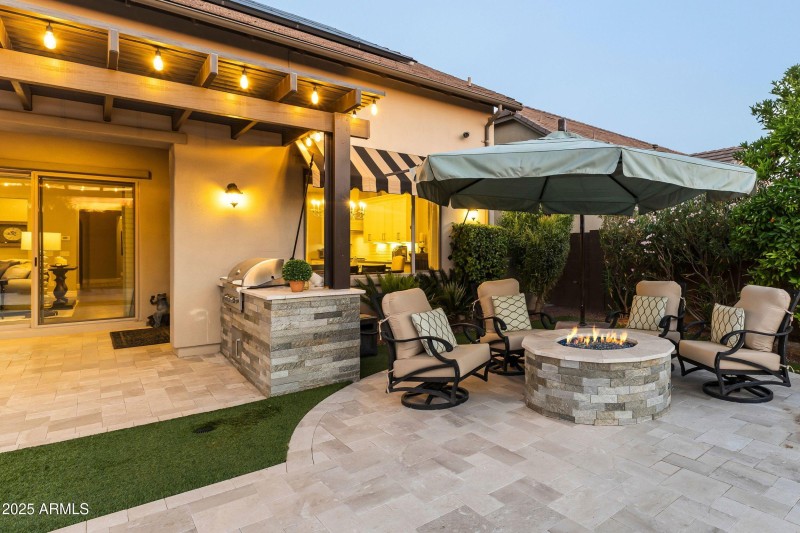 Firepit Lounge