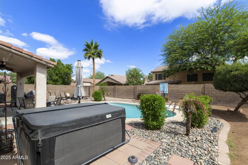 Above ground hot tub