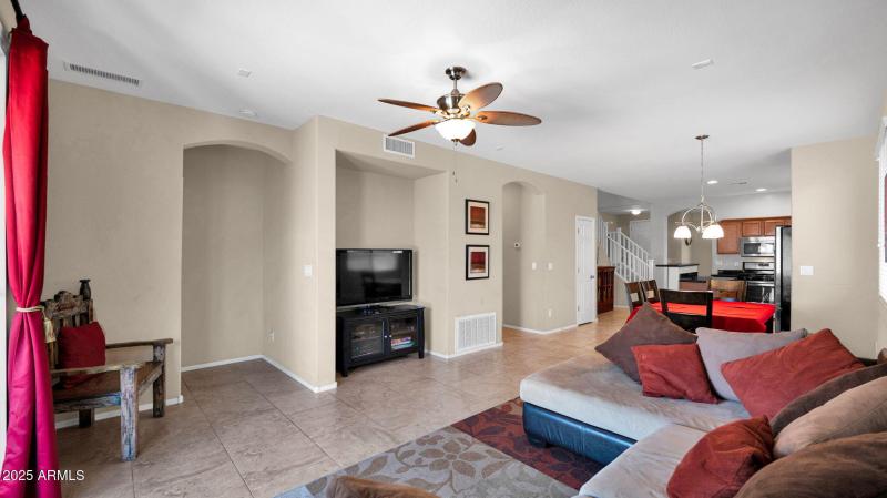 10-web-or-mls-P1073142