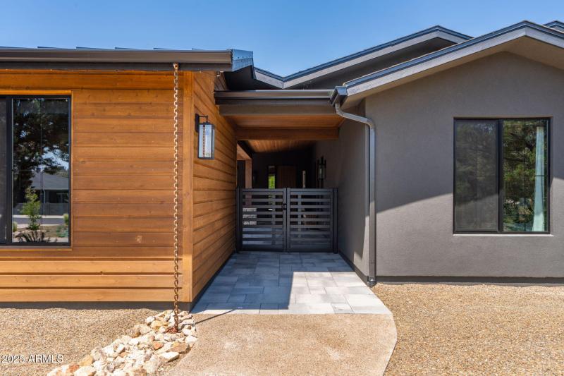 48-web-or-mls-943-estrella-ct