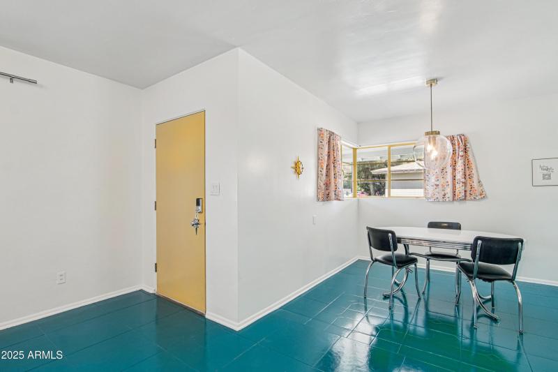 22-print-E Jackson Ave-0306-008