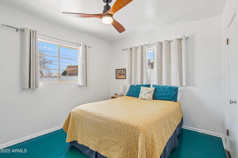 33-print-E Jackson Ave-0306-019