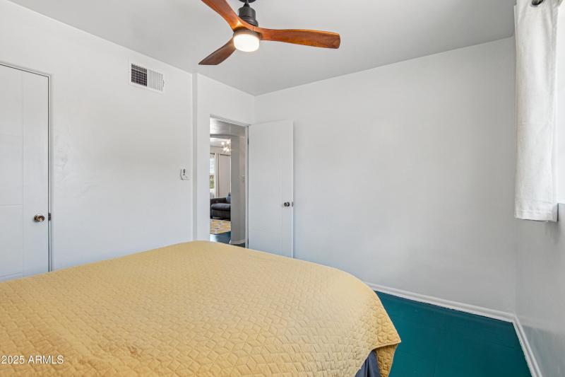 34-print-E Jackson Ave-0306-020