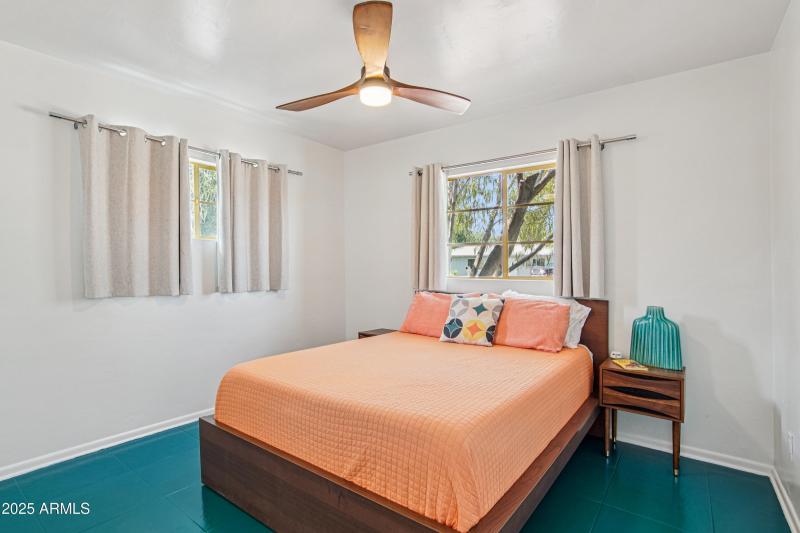 35-print-E Jackson Ave-0306-021