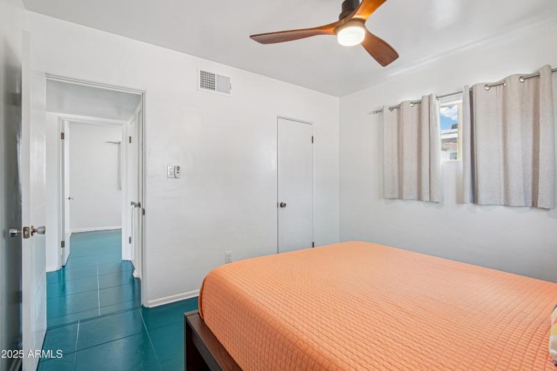 36-print-E Jackson Ave-0306-022