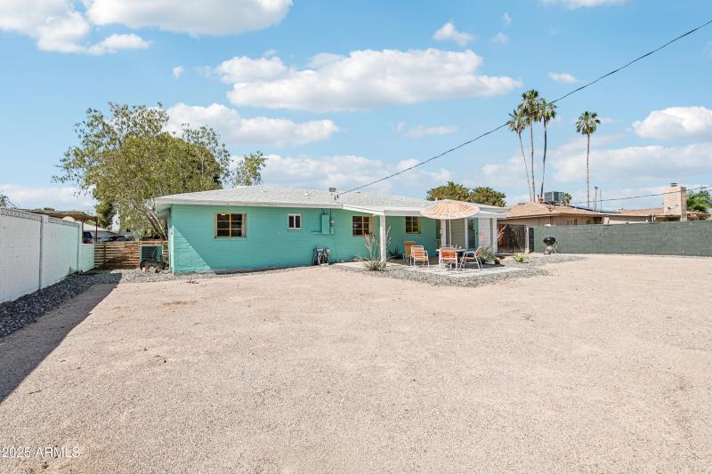 38-print-E Jackson Ave-0306-024