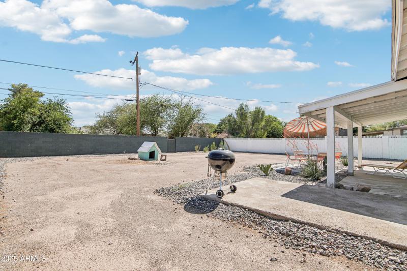 41-print-E Jackson Ave-0306-027