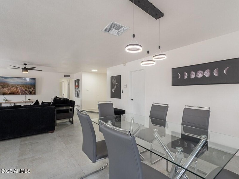 013_Formal Dining Area