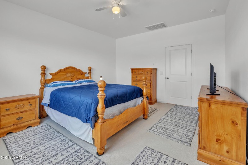 18100_W_College_Dr10