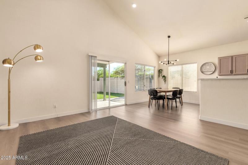 12 - Charleston 1421