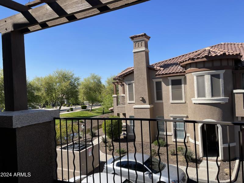 Beautiful views of green space to enjoy!