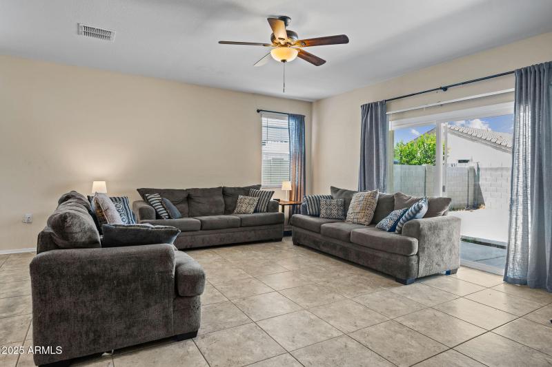 36412WPampolomaRd-11