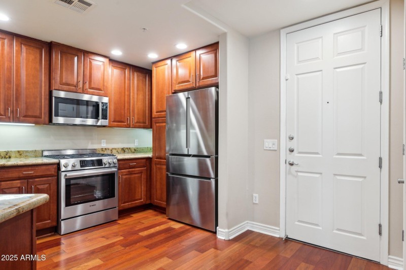 4-web-or-mls-5350-e-deer-valley-dr-1214-