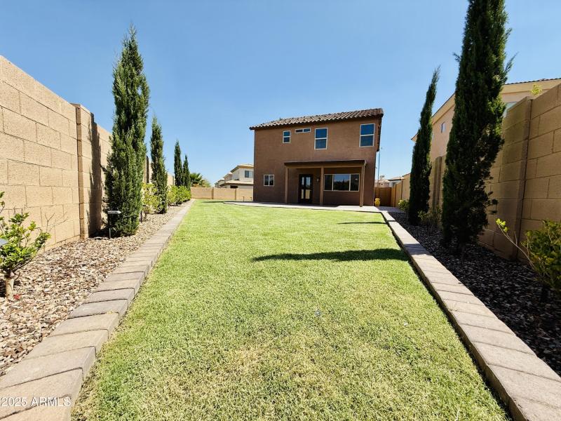 C3F78E95-44BD-4023-ACB2-B8479D86B4B9_1_2