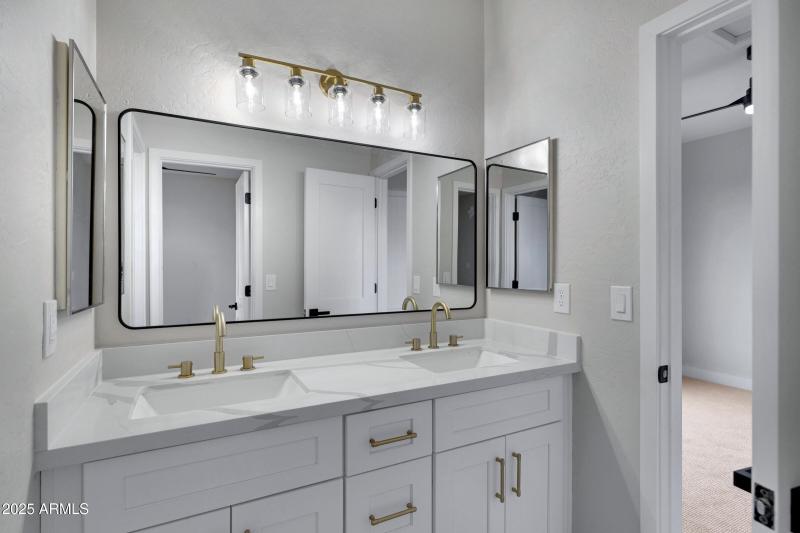 3624 N Paseo Del Sol-29