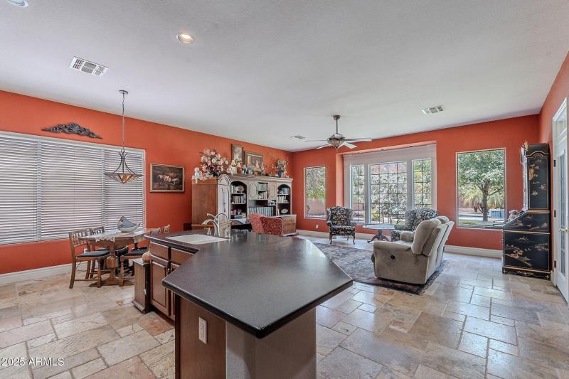 17-web-or-mls-Kenwood-17