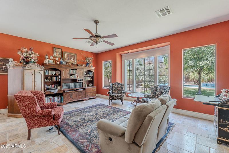 37-web-or-mls-Kenwood-37