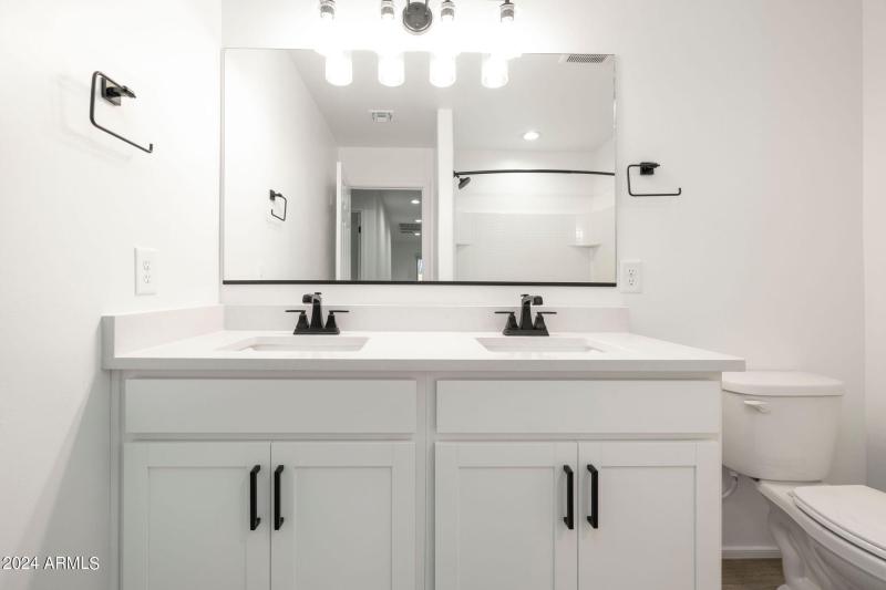 Upstairs Hall Bathroom