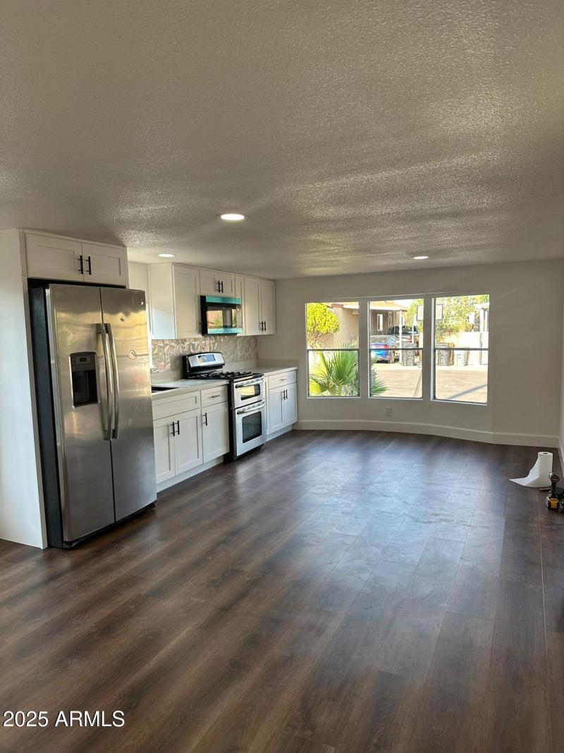 PHOTO-2025-06-03-19-44-37