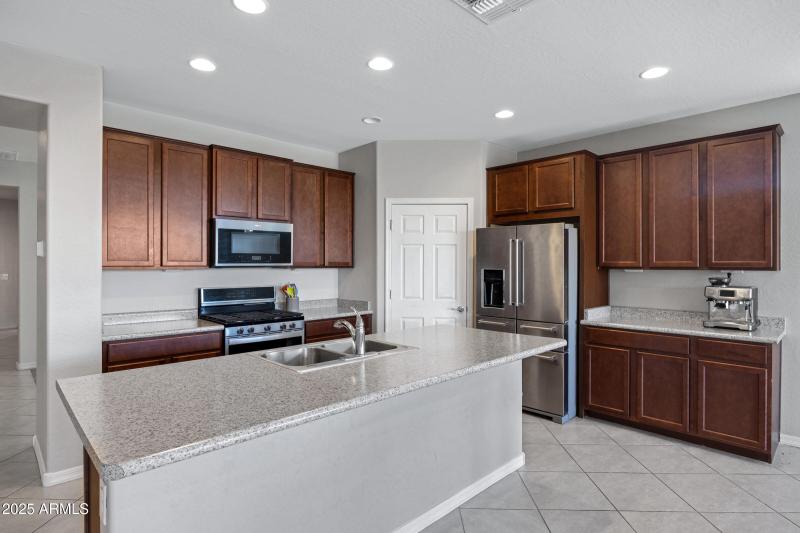 25974 W Horsham Dr-10