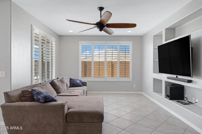 25974 W Horsham Dr-19