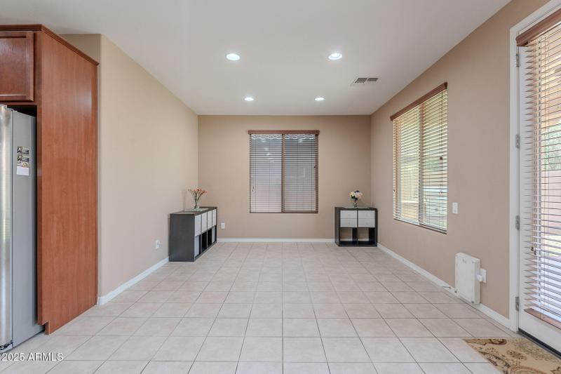 16-web-or-mls-Ivanhoe-16