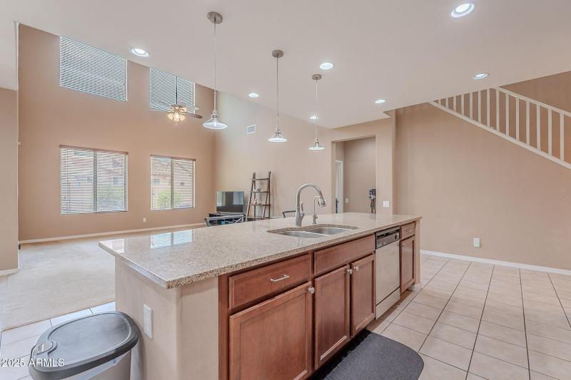 9-web-or-mls-Ivanhoe-9