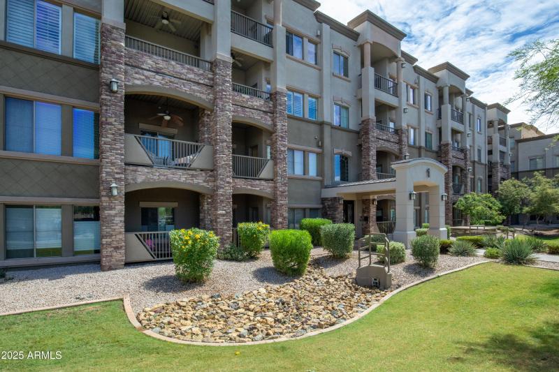 5450 E Deer Valley Dr 1004-2