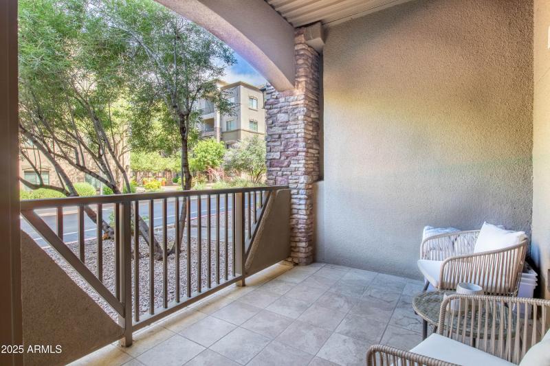 5450 E Deer Valley Dr 1004-22