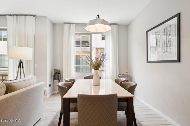 9-web-or-mls-17850-n-68th-st-2138