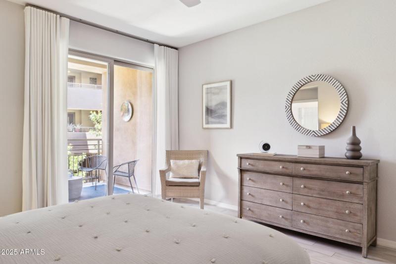 14-web-or-mls-17850-n-68th-st-2138