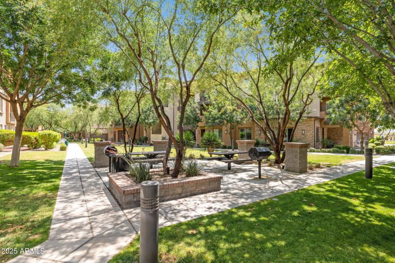 35-web-or-mls-17850-n-68th-st-2138