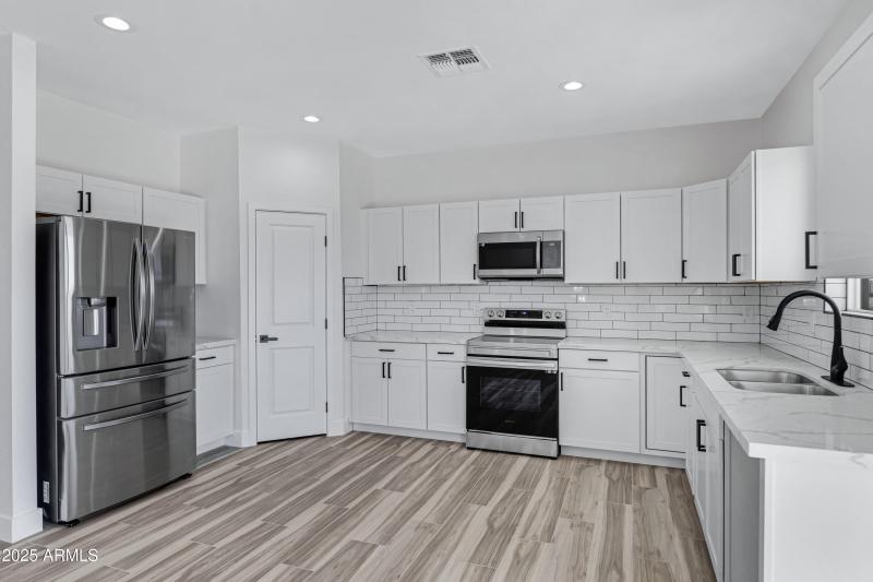 36257 W Highland Avenue