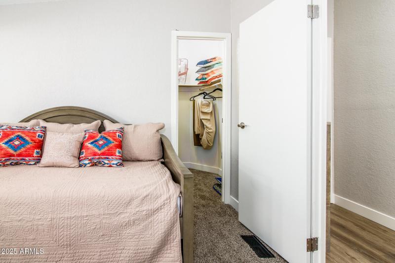 1672 E Augusta Ave-7266-Edit