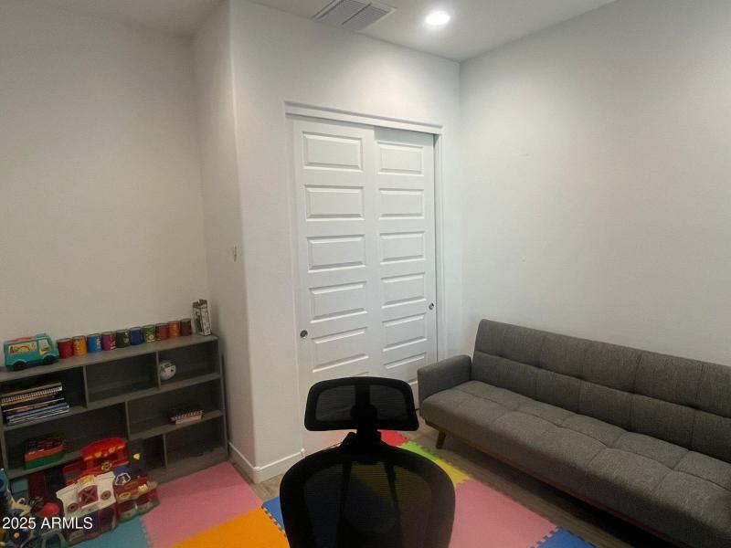 WhatsApp Image 2025-06-05 at 10.42.58