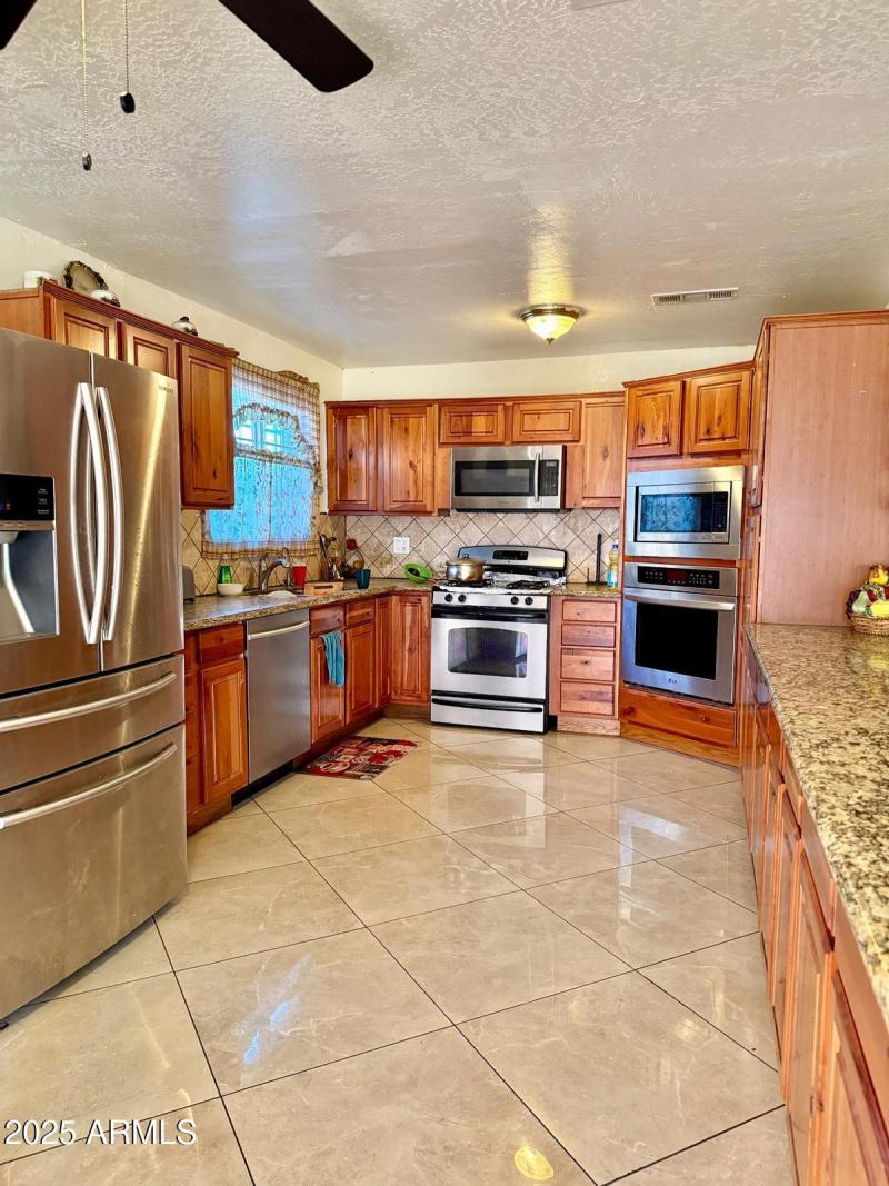 PHOTO-2025-06-05-00-53-43 2