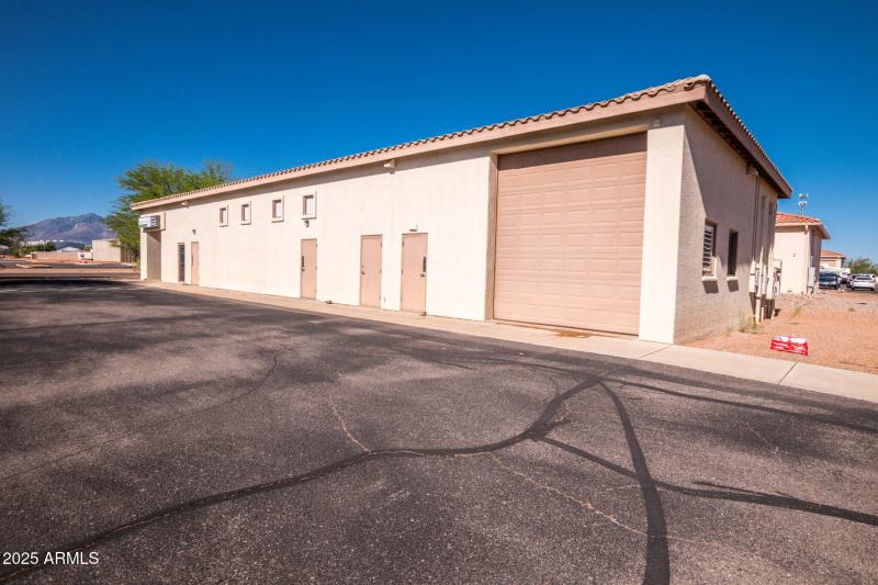 4655 N Commerce Dr # A 06-06-2025 (5)