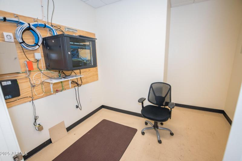 4655 N Commerce Dr # A 06-06-2025 (33)