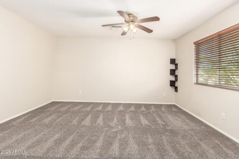 17 - Santa Cruz 3049