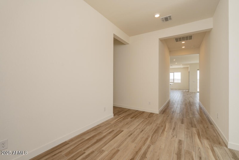 Tri Pointe Soleo 335 - Foyer-2MLS