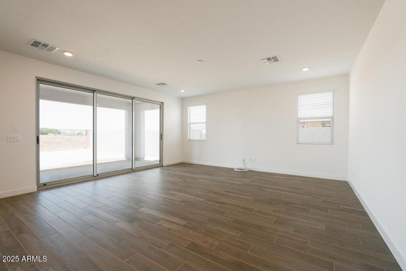 Tri Pointe Terraza 138 - Great Room-1MLS