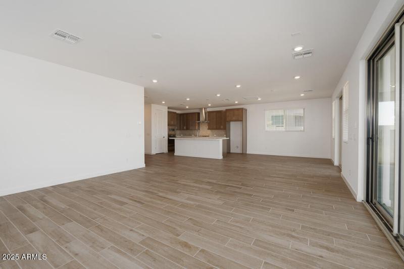 Tri Pointe Terraza 138 - Great Room-3MLS