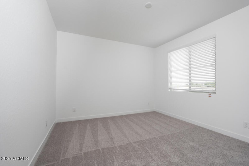 Tri Pointe Terraza 140 - Bedroom 3-1MLS