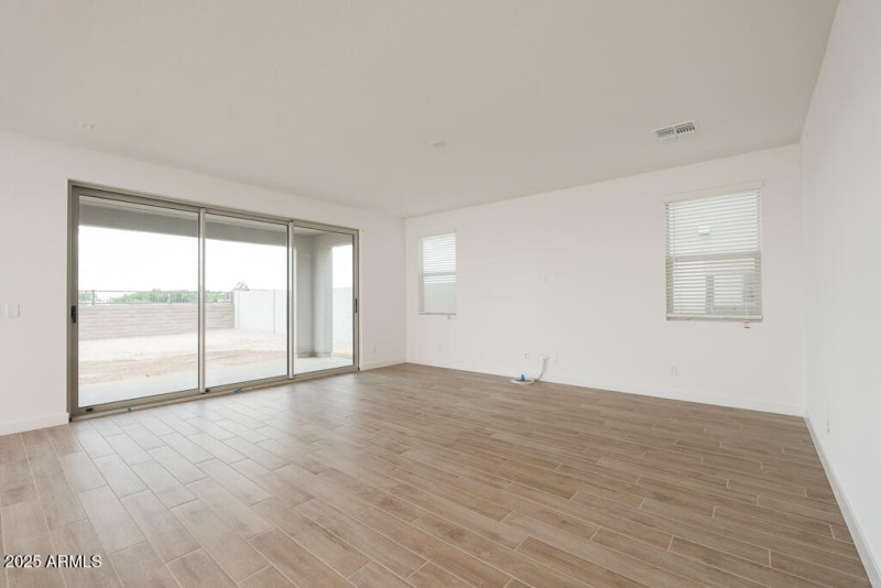 Tri Pointe Terraza 140 - Great Room-1MLS