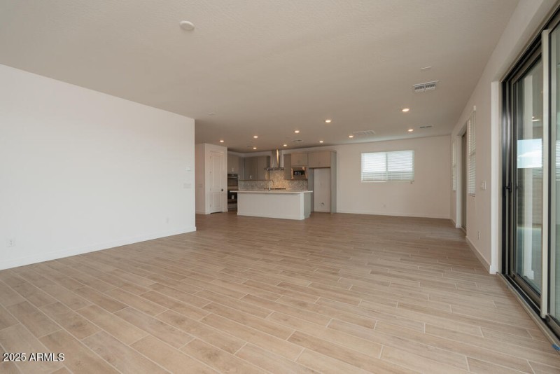 Tri Pointe Terraza 140 - Great Room-4MLS