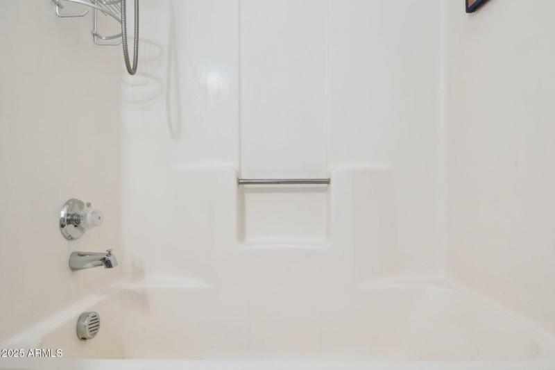 10-web-or-mls-520-n-stapley-dr-bldg-16-2