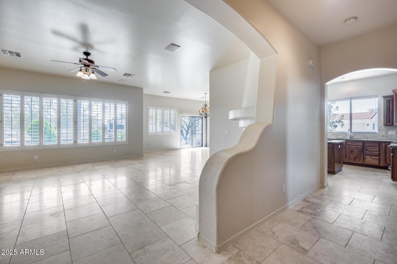 Light & Bright Family Room
